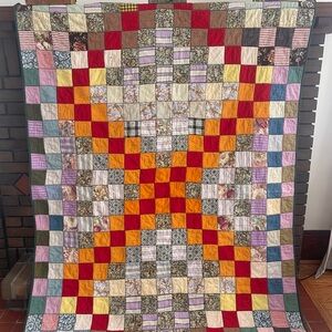 Vibrant Patchwork Quilt Blanket with Multicolor Squares